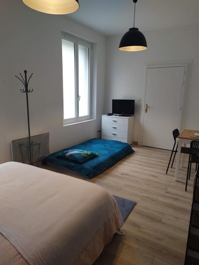 Chambre Au Coeur De Loudun Apartment Exterior foto